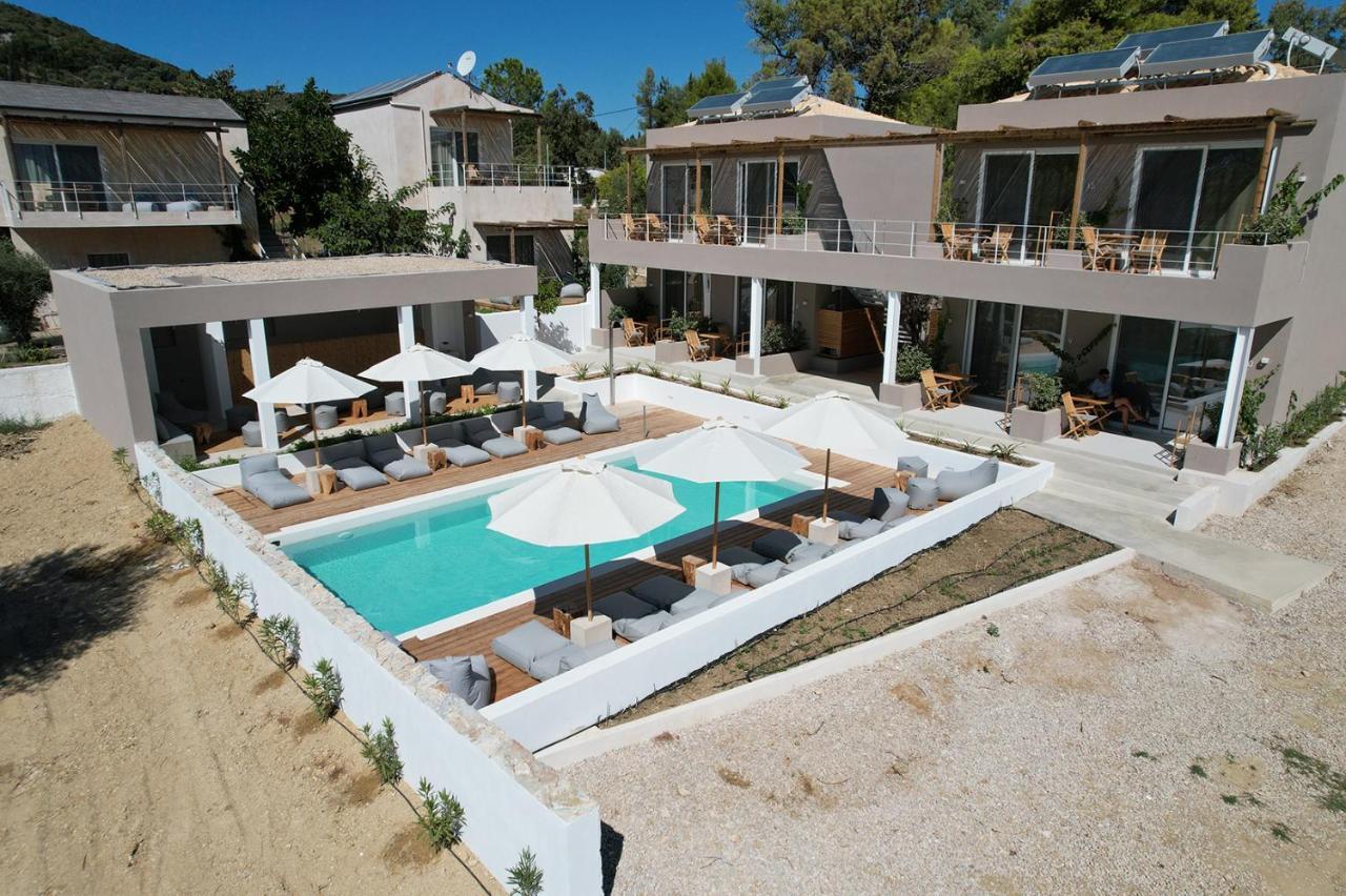Arion Seaside Suites Palairos Bagian luar foto
